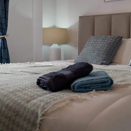 Wonderfull Pent-house Close To The * מארבלה