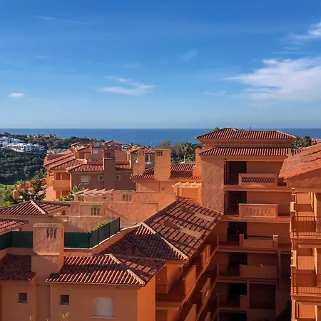 Wonderfull Pent-house Close To The *