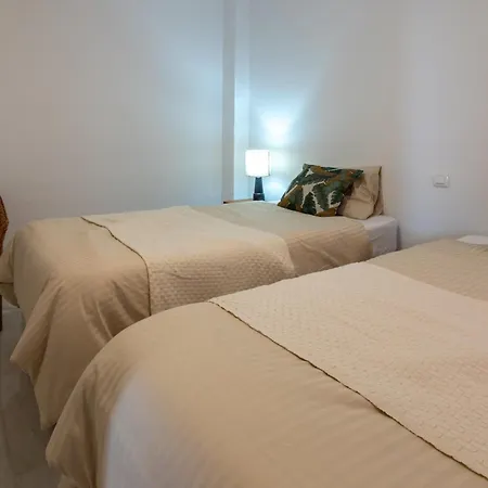 아파트 Wonderfull Pent-house Close To The 마르베야